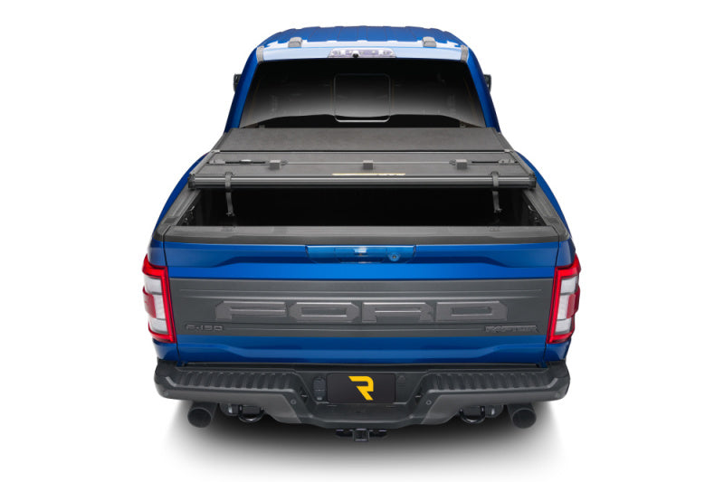 Extang 15-20 Ford F-150 (5ft. 7in. Bed) Solid Fold ALX - 88475