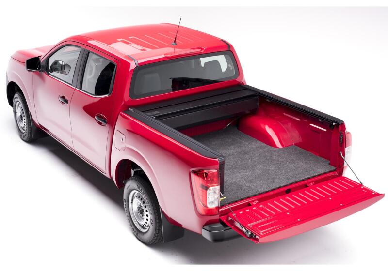Retrax 04-up Titan Crew Cab 4-doors (w/ or w/o Utilitrack) - 80741