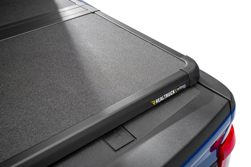 Extang 15-20 Ford F-150 (5ft. 7in. Bed) Solid Fold ALX - 88475