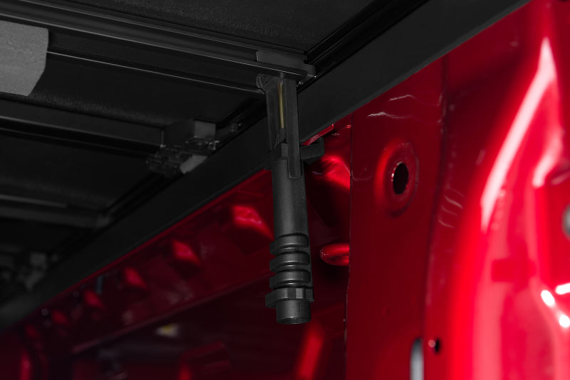 Lund 05-15 Toyota Tacoma Fleetside (6ft. Bed) Hard Fold Tonneau - 969550