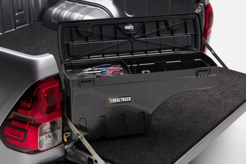 UnderCover 16-17 Toyota HiLux Drivers Side Swing Case - Black - SC402D