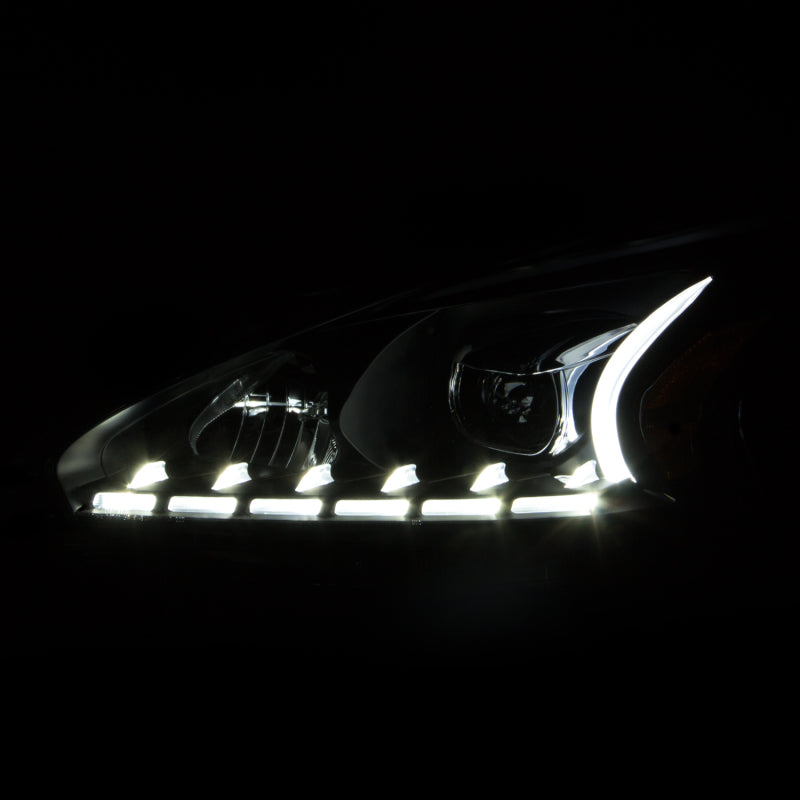 ANZO 2013-2014 Nissan Altima Projector Headlights w/ Plank Style Design - 121500
