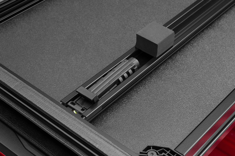Lund 05-15 Toyota Tacoma Fleetside (6ft. Bed) Hard Fold Tonneau - 969550