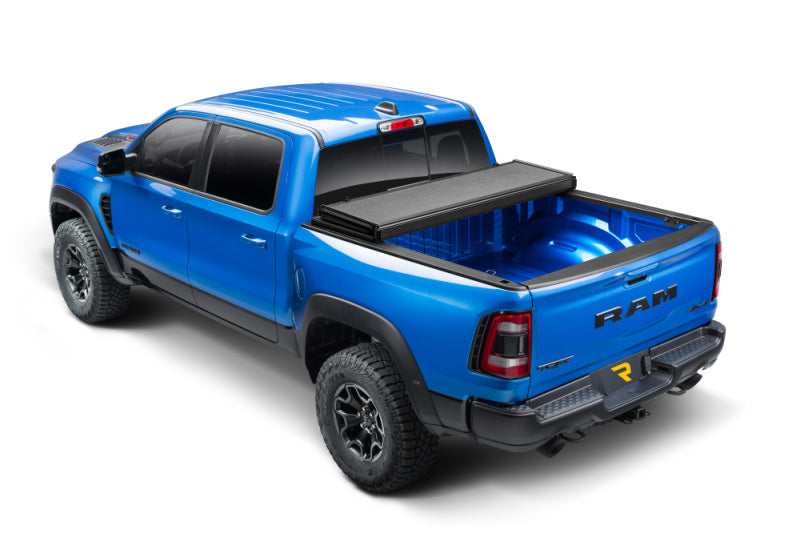 Extang 19-22 Dodge Ram (5ft. 7in. Bed) Solid Fold ALX - 88427