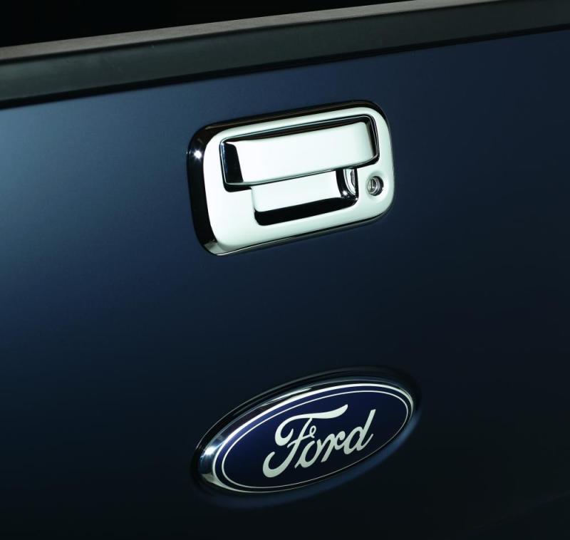 AVS 97-04 Ford F-150 Tailgate Handle Cover 2pc - Chrome - 686552