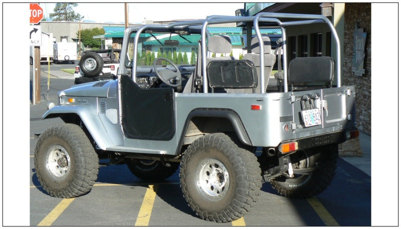 Bushwacker 65-84 Toyota Land Cruiser Cutout Style Flares 2pc - - 30002-07