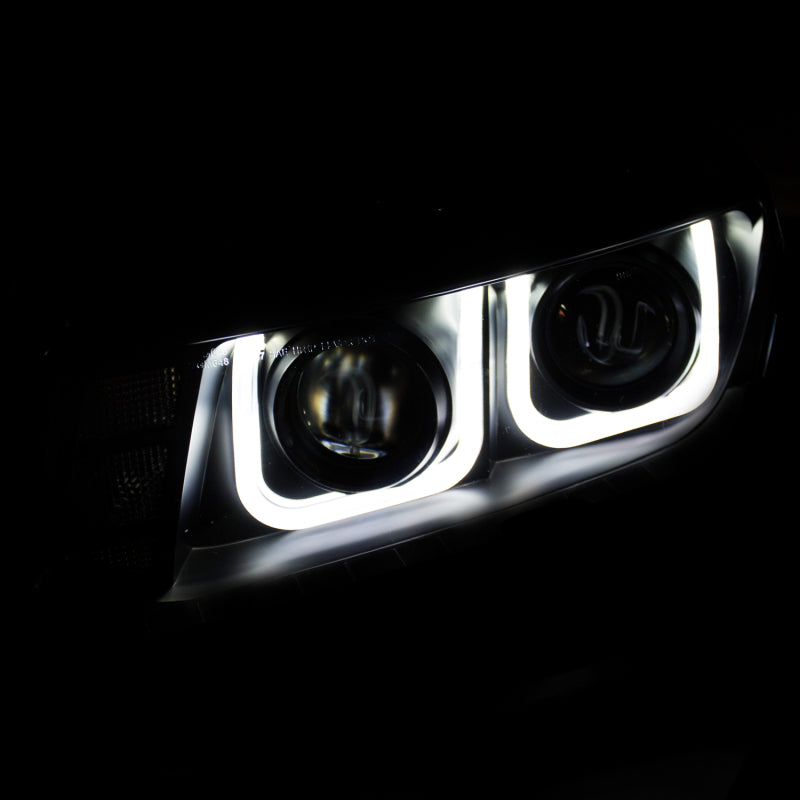 ANZO 2014-2015 Chevrolet Camaro Projector Headlights w/ U-Bar Black - 121508