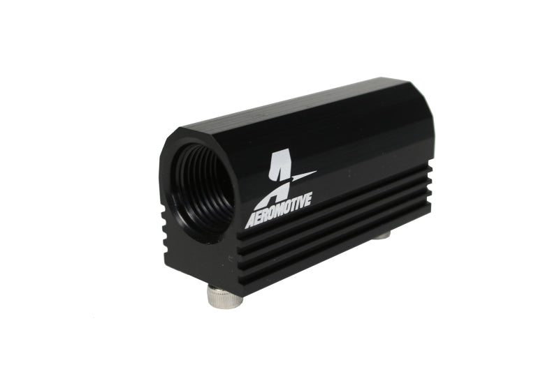 Aeromotive 96-04 Ford 4.6 L Fuel Rail Pressure Sensor Adapter - 15112