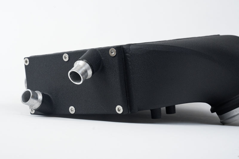 CSF 2014+ BMW M3/M4 (F8X) Top Mount Charge-Air-Cooler - Crinkle - 8082