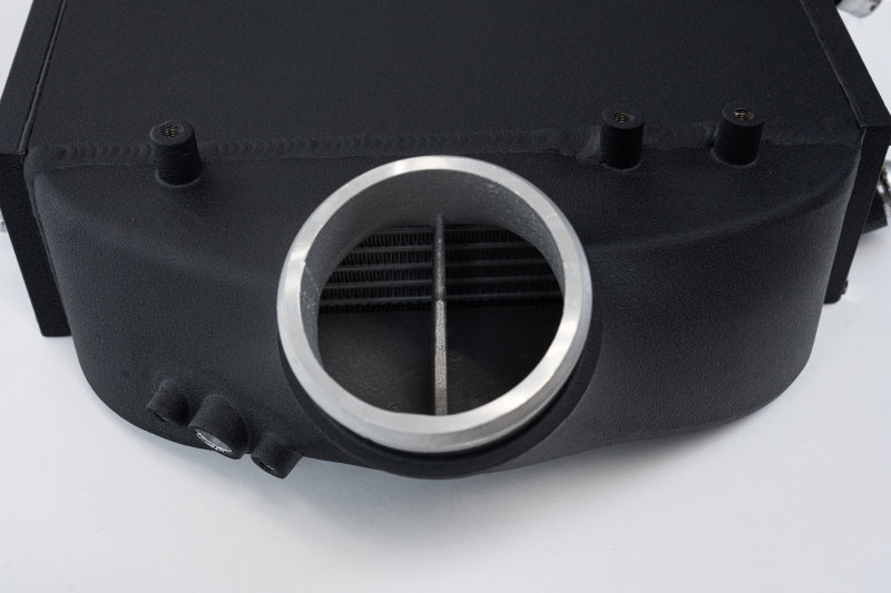 CSF 2014+ BMW M3/M4 (F8X) Top Mount Charge-Air-Cooler - Crinkle - 8082