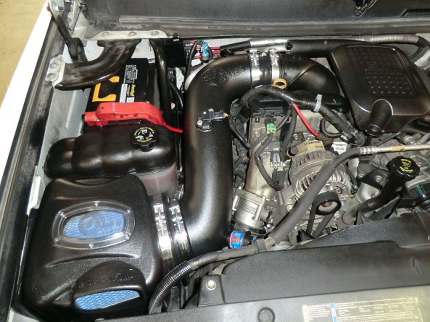 aFe Momentum HD PRO 10R Stage-2 Si Intake 05/07-10 GM - 50-74004