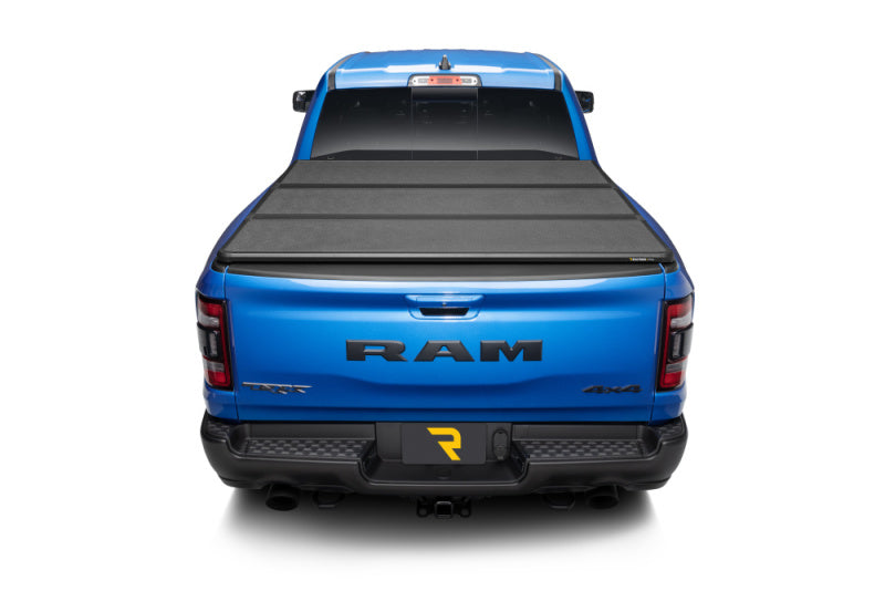 Extang 19-22 Dodge Ram (5ft. 7in. Bed) Solid Fold ALX - 88427