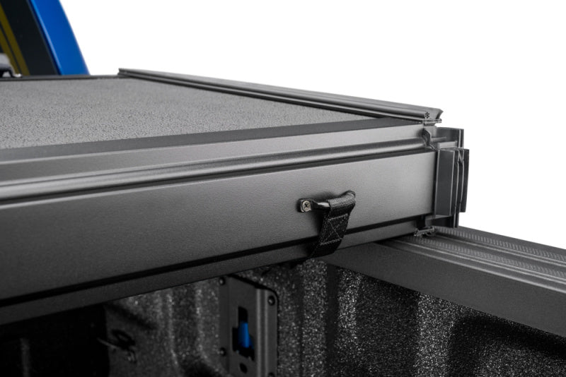 Extang 15-20 Ford F-150 (5ft. 7in. Bed) Solid Fold ALX - 88475