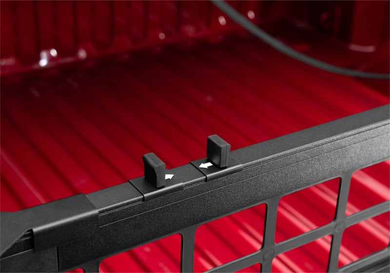 Roll-N-Lock 07-13 Chevy Silverado/Sierra w/ OE Rail Caps LB 96-1/4in - CM219