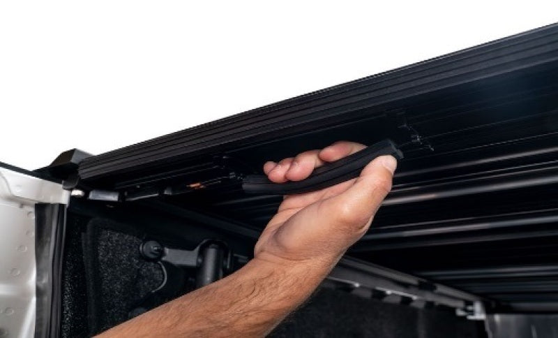 Retrax 07-13 Chevrolet/GMC 1500 & 07-14 2500/3500 (6.5ft. Bed) Retrax - 30422