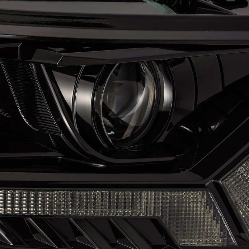 AlphaRex 2019+ Ford Ranger PRO-Series Proj Headlights Plank Style Alpha - 880119