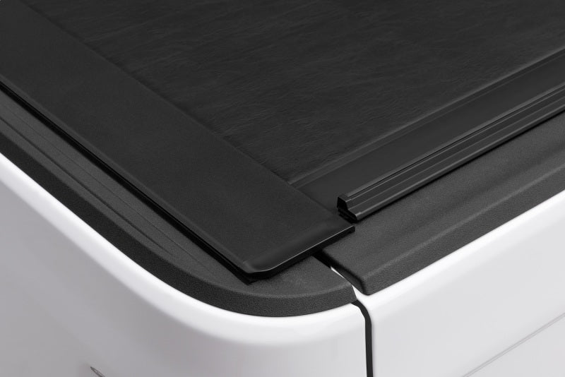 Rugged Ridge Armis Retractable Locking Bed Cover w/o Trail Rails - 13550.34
