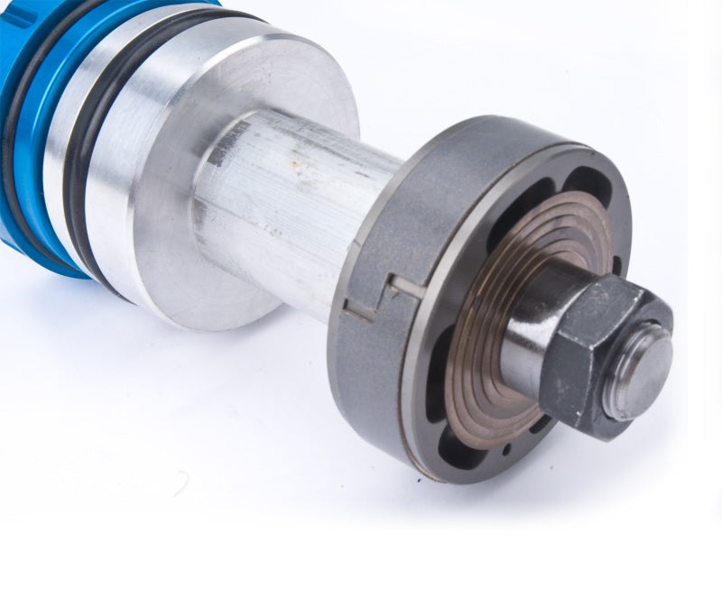 King Shocks 96-02 Toyota 4Runner Front 2.5 Dia Internal Reservoir - 25001-151