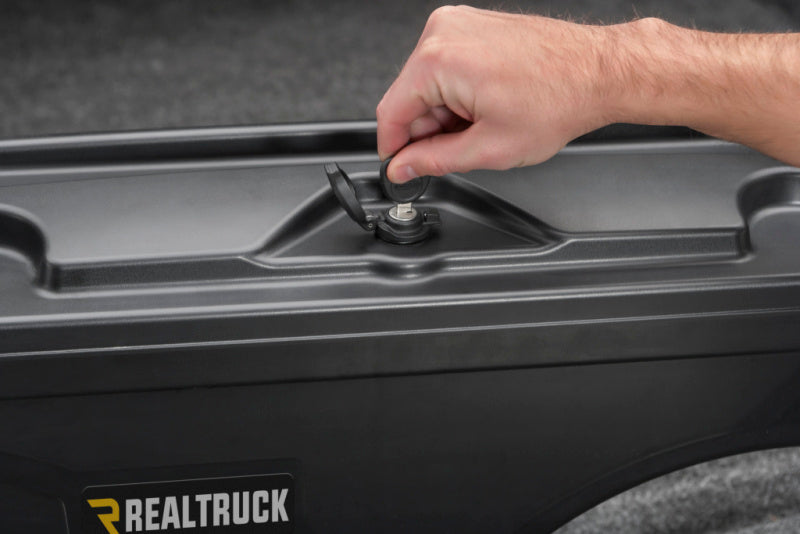 UnderCover 07-18 Chevy Silverado 1500 (19 Legacy) Drivers Side Swing - SC100D