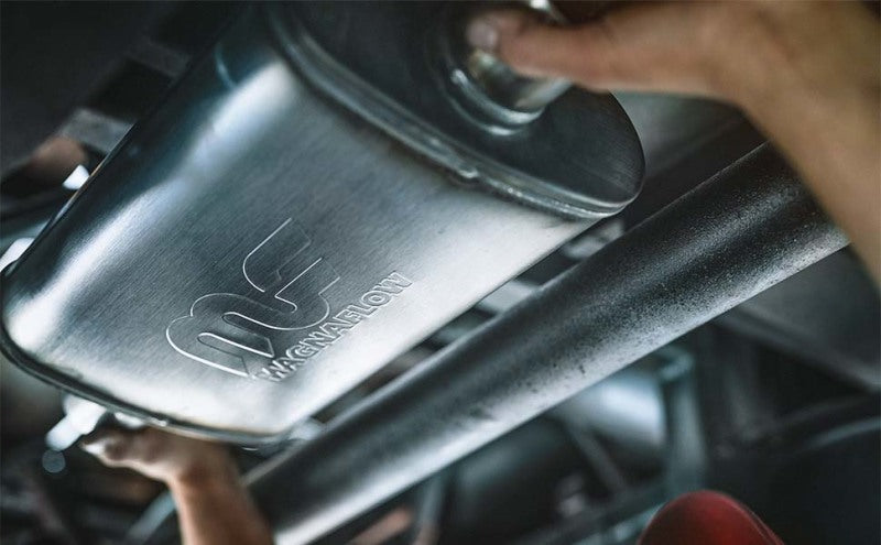 MagnaFlow Muffler Mag SS 18X4X4 2.5X2.5 C/C - 10426