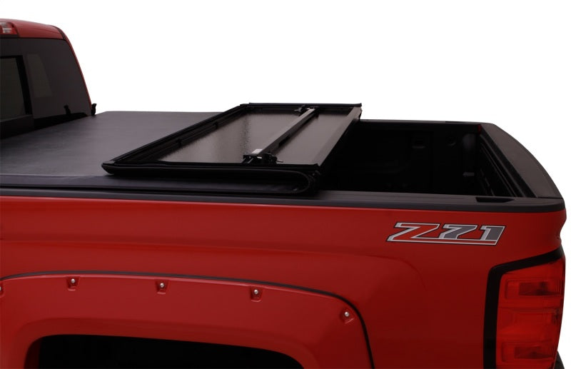 Lund 05-15 Toyota Tacoma Fleetside (6ft. Bed) Hard Fold Tonneau - 969550