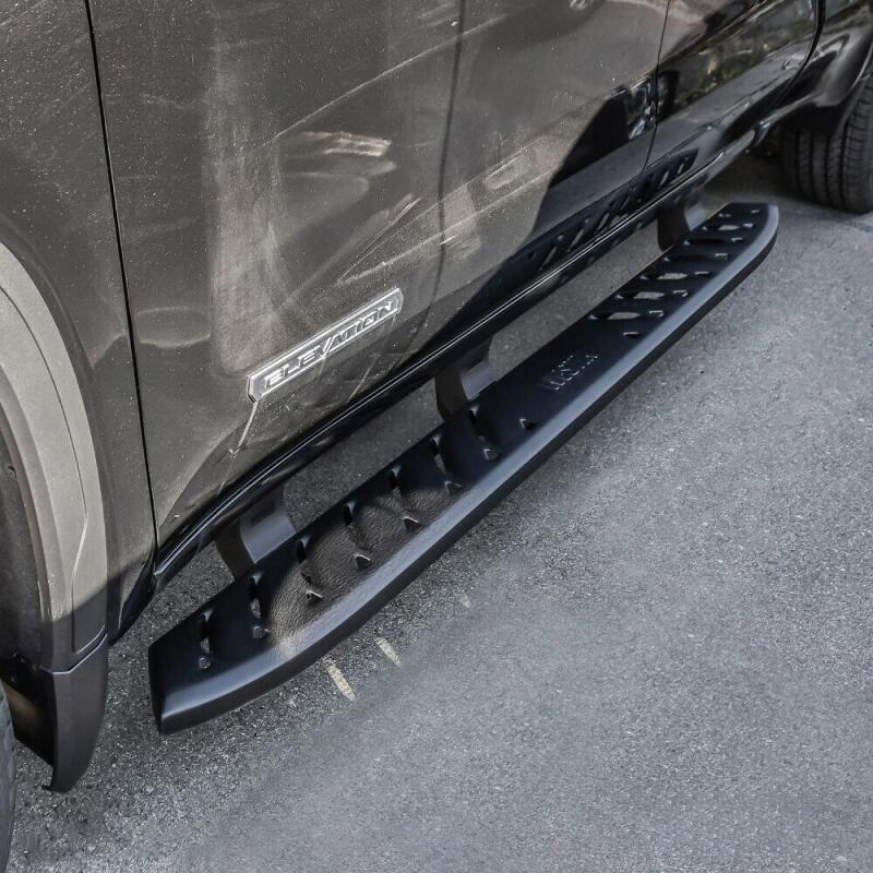 Westin 2019 Chevrolet Silverado/Sierra 1500 Crew Cab Thrasher Running Boards - 28-81265