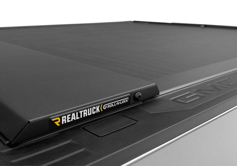 Roll-N-Lock 2019 Chevrolet Silverado 1500 60.5in Bed M-Series Retractable Tonneau - LG223M
