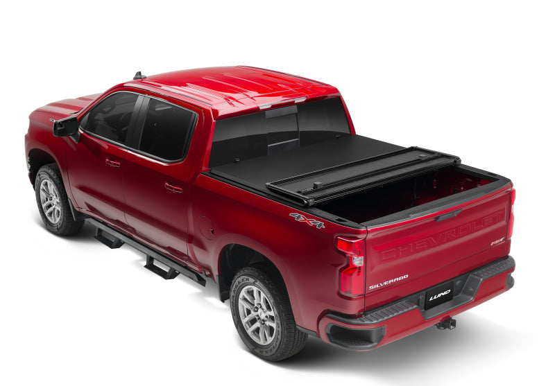 Lund 05-15 Toyota Tacoma Fleetside (6ft. Bed) Hard Fold Tonneau - 969550