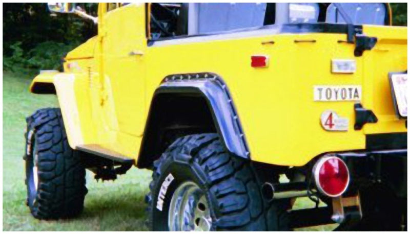 Bushwacker 65-84 Toyota Land Cruiser Cutout Style Flares 2pc - - 30002-07