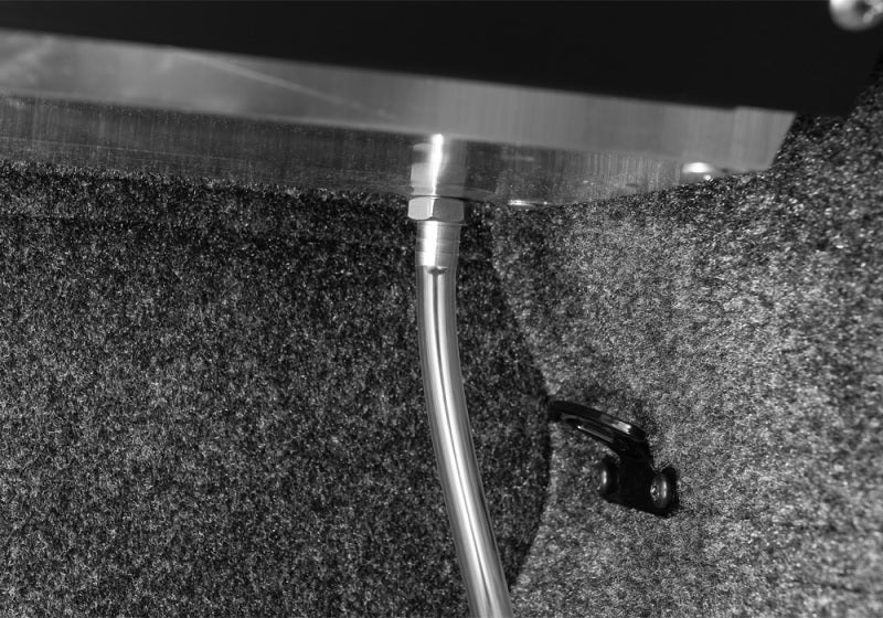 Roll-N-Lock 15-18 Ford F-150 SB 77-3/8in A-Series Retractable Tonneau Cover - BT102A