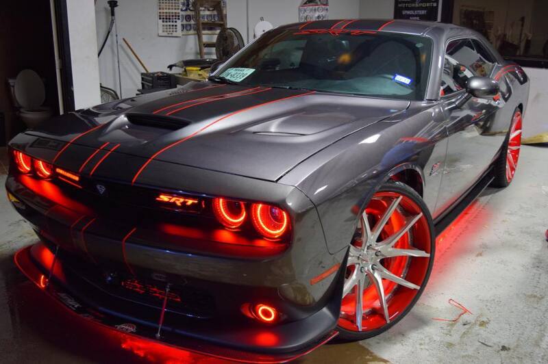 Oracle 15-21 Dodge Challenger Waterproof LED Fog Light Halo Kit - 1236-333