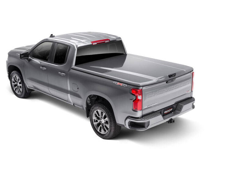 UnderCover 19-20 Chevy Silverado 1500 6.5ft Elite LX Bed Cover - UC1188L-G1W