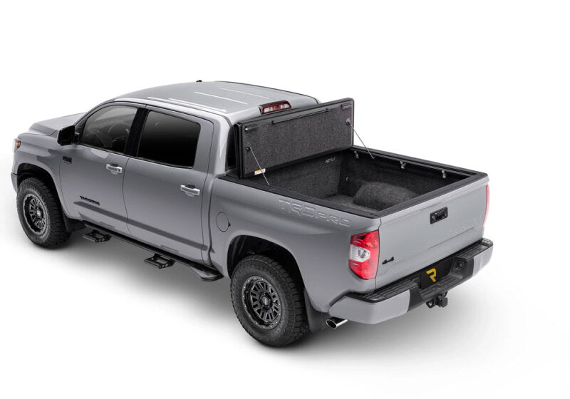 UnderCover 16-18 Toyota Tacoma 60in Fusion Bed Cover - Blue - AR42014L-8T0