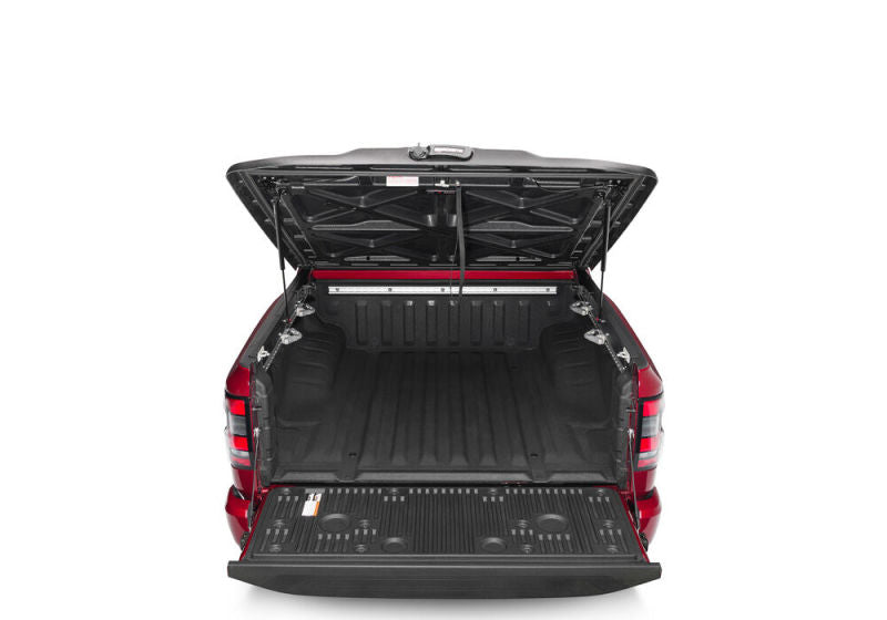 UnderCover 2022 Nissan Frontier 5ft Elite Bed Cover - Black - UC5098