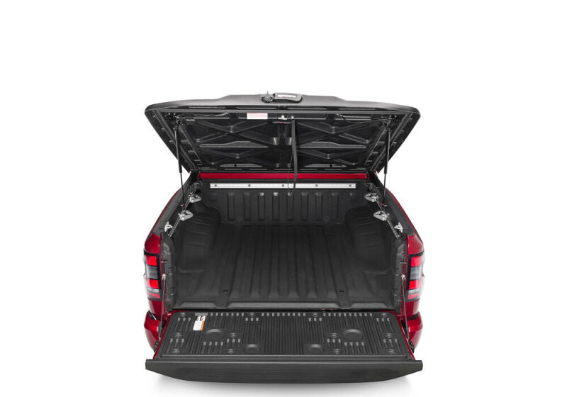 UnderCover 2022 Nissan Frontier 5ft Elite Bed Cover - Black - UC5098