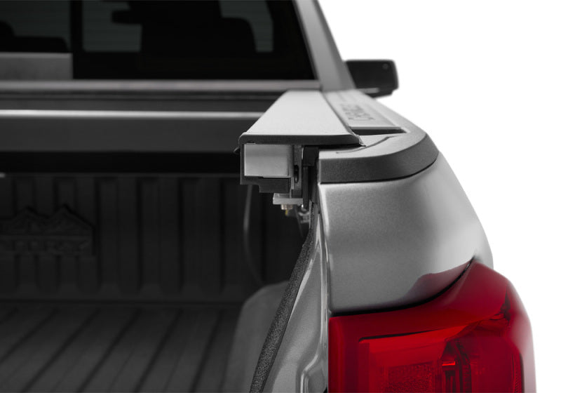 Roll-N-Lock 2019 Chevy Silverado 1500 68-3/8in E-Series Retractable Tonneau Cover - RC223E