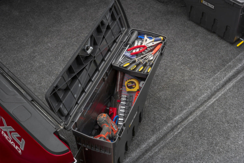 UnderCover 07-18 Chevy Silverado 1500 (19 Legacy) Drivers Side Swing - SC100D