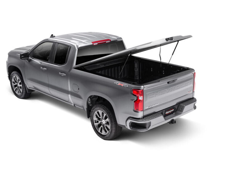 UnderCover 19-20 Chevy Silverado 1500 6.5ft Elite LX Bed Cover - UC1188L-G1W
