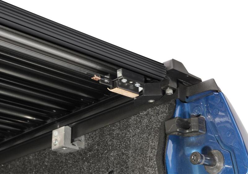 Retrax 07-13 Chevrolet/GMC 1500 & 07-14 2500/3500 (6.5ft. Bed) Retrax - 30422