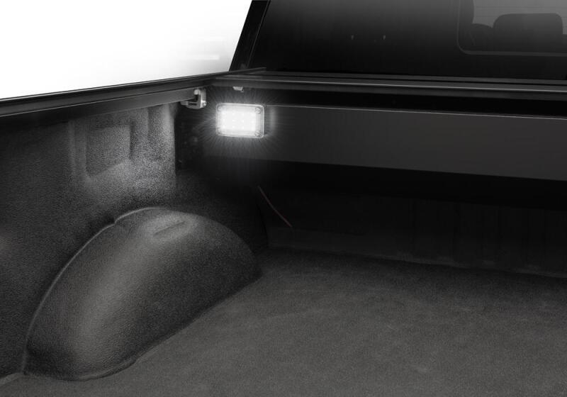 Retrax 04-up Titan Crew Cab 4-doors (w/ or w/o Utilitrack) - 90741
