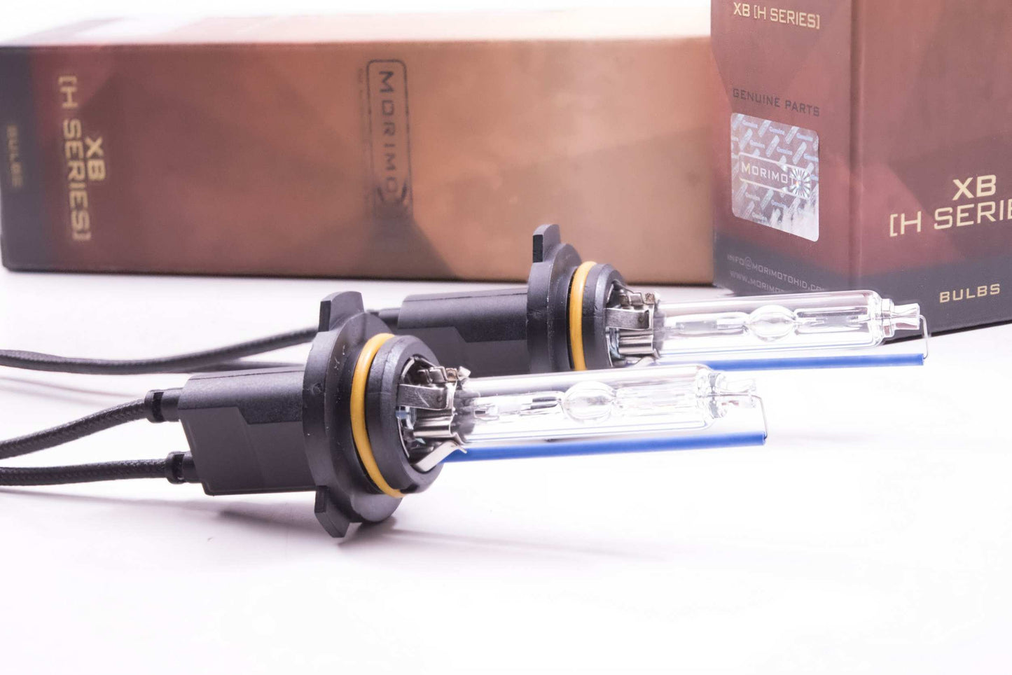 9006: XB 5000K HID Bulbs - MM.N.042
