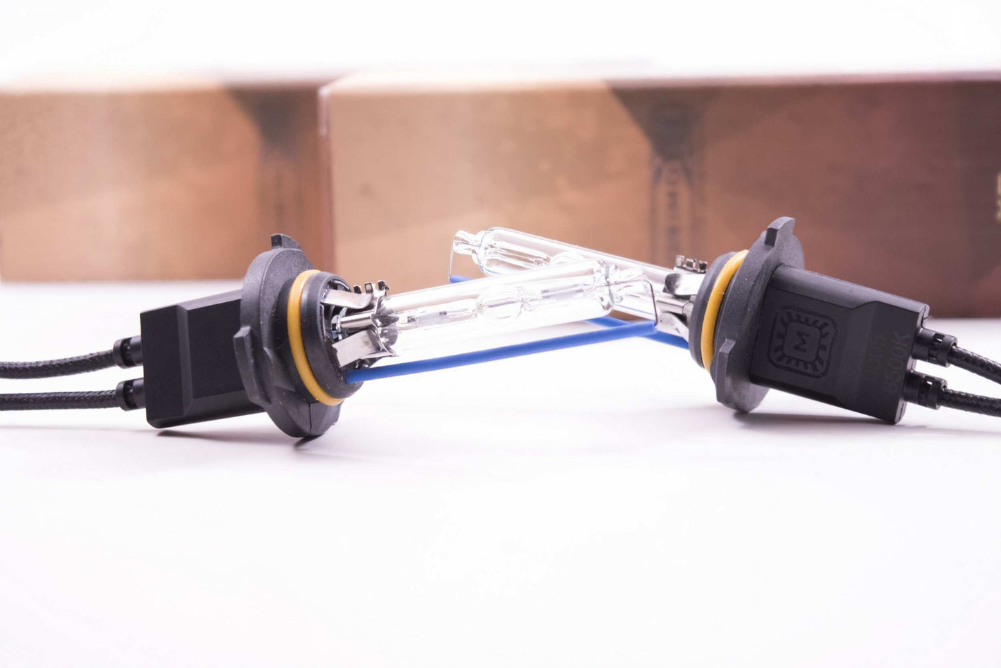 9006: XB 5000K HID Bulbs - MM.N.042