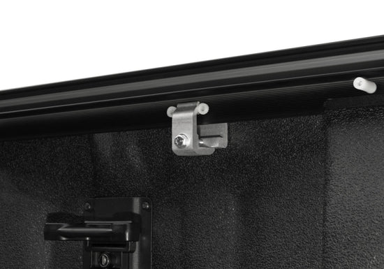 Retrax 15-up F-150 Super Crew/Super & Reg Cab 6.5ft Bed - 90377.