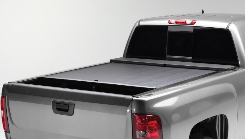 Roll-N-Lock 90-94 Toyota Truck Regular/Extended Cab SB 73-1/4in M-Series Retractable - LG500M