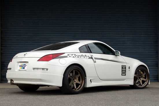 Rocket Bunny Nissan 350Z - Z33 Omp Rods - 17020359 - 17020359.