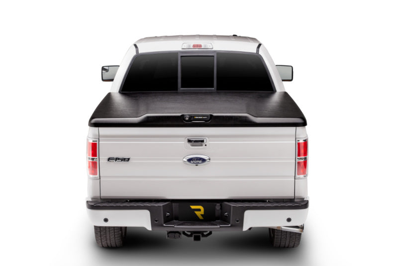 UnderCover 2021 Ford F-150 Crew Cab 5.5ft Elite Bed Cover - UC2208