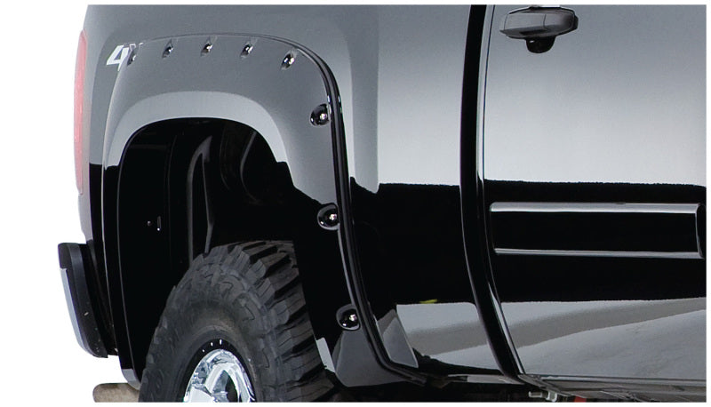 Bushwacker 95-04 Toyota Tacoma Fleetside Cutout Style Flares 4pc 74.5in - 31919-02