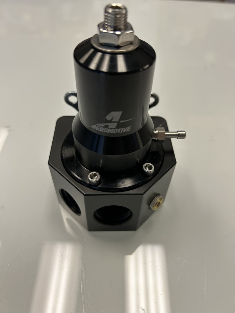 **OPEN BOX**  Aeromotive Adjustable Fuel Pressure Regulator 30-120PSI .313 Valve -3x -8 - 13145