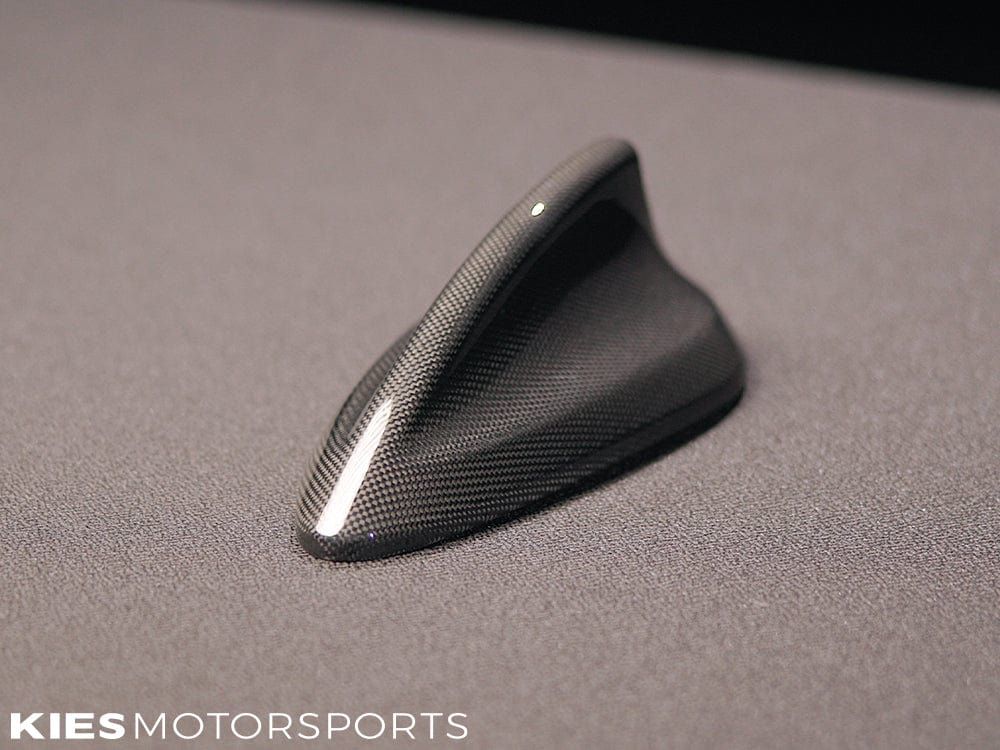 Kies Carbon BMW 1x1 Carbon Fiber Shark Fin Antenna Overlay - F Series/G Series