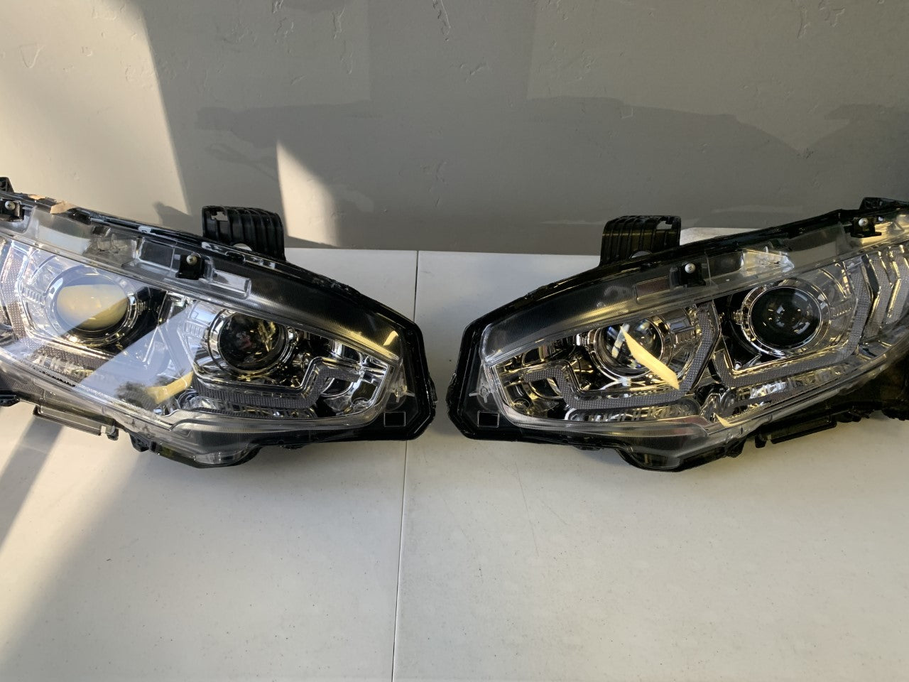 **OPEN BOX**  Spyder 16-18 Honda Civic 4Dr w/LED Seq Turn Sig Lights - 5086082